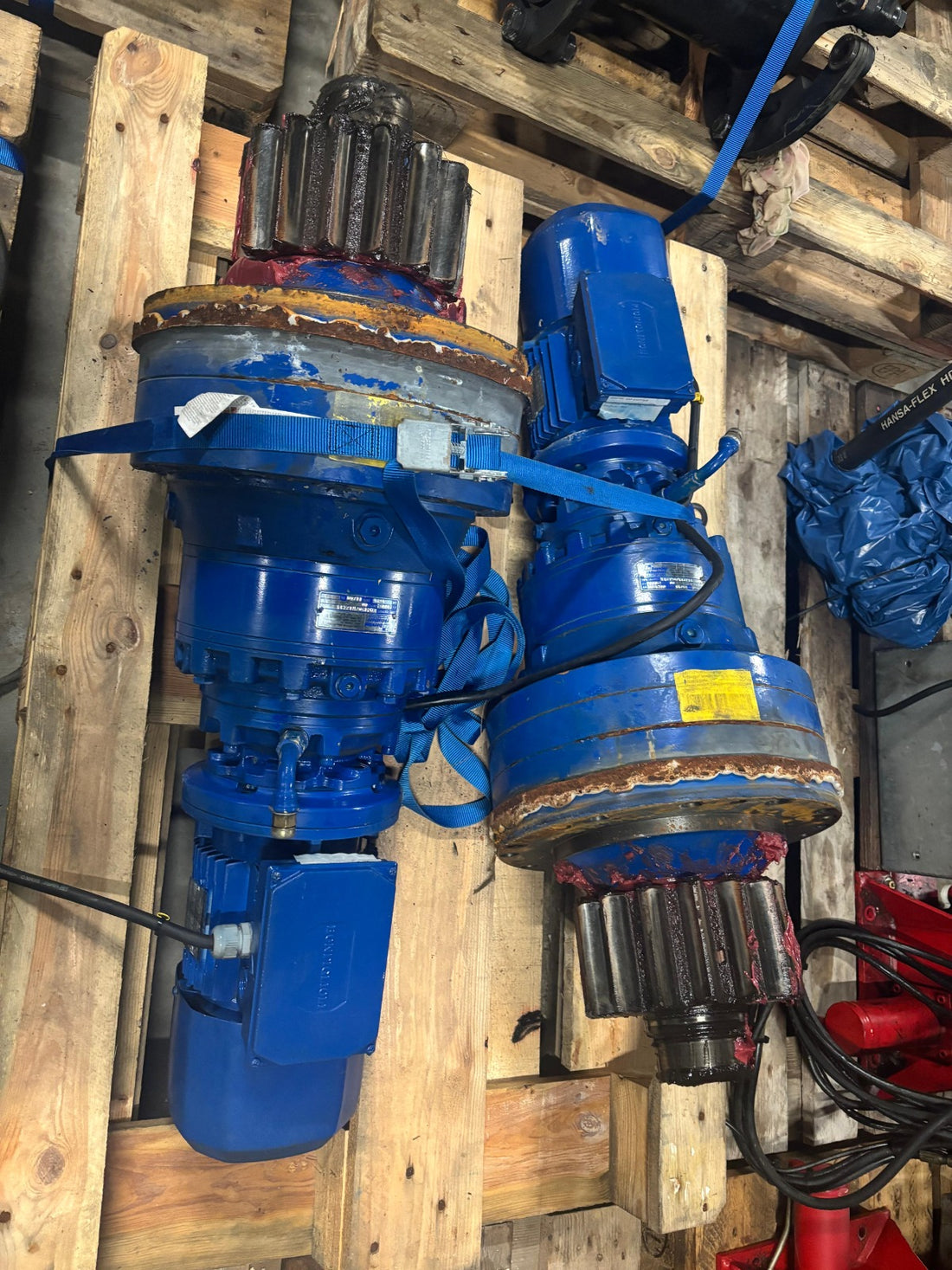 Yaw Gearbox with Motor – NM52 / NM48 / NM44 / NM43 / NM60 – 50Hz